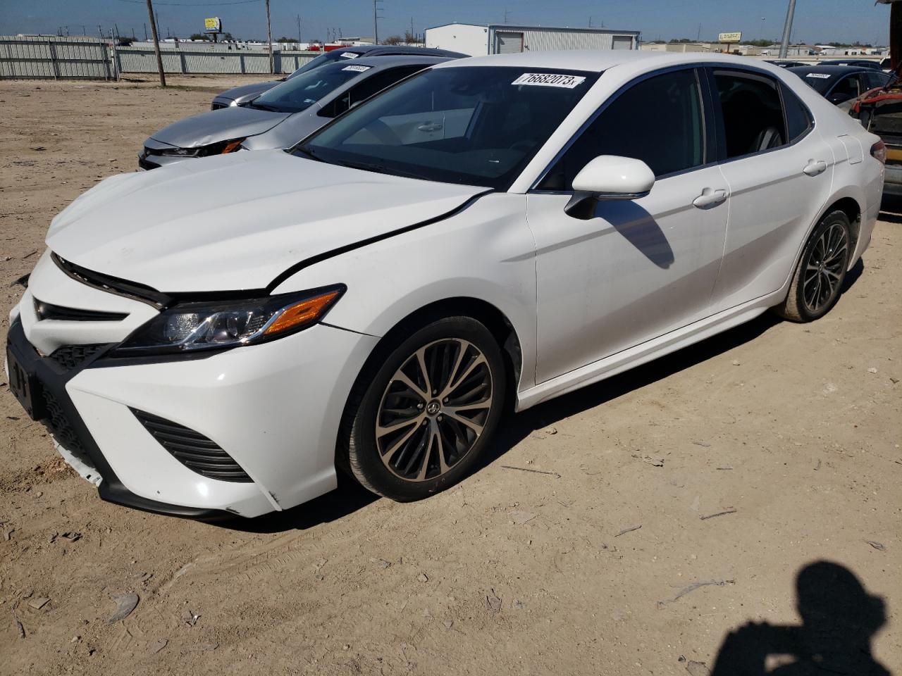 Изображение 1 2020 TOYOTA CAMRY SE 2020 с VIN 4T1M11AK0LU917727