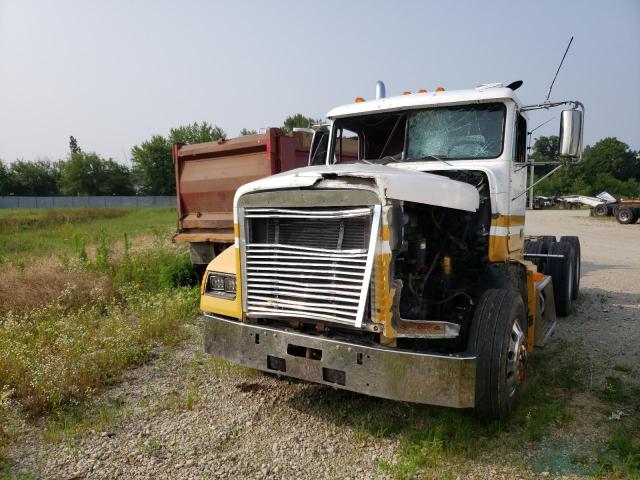 Image 2 of 2000 FREIGHTLINER CONVENTIONAL FLD120 2000 with VIN 1FUYDSEB5YLG61557