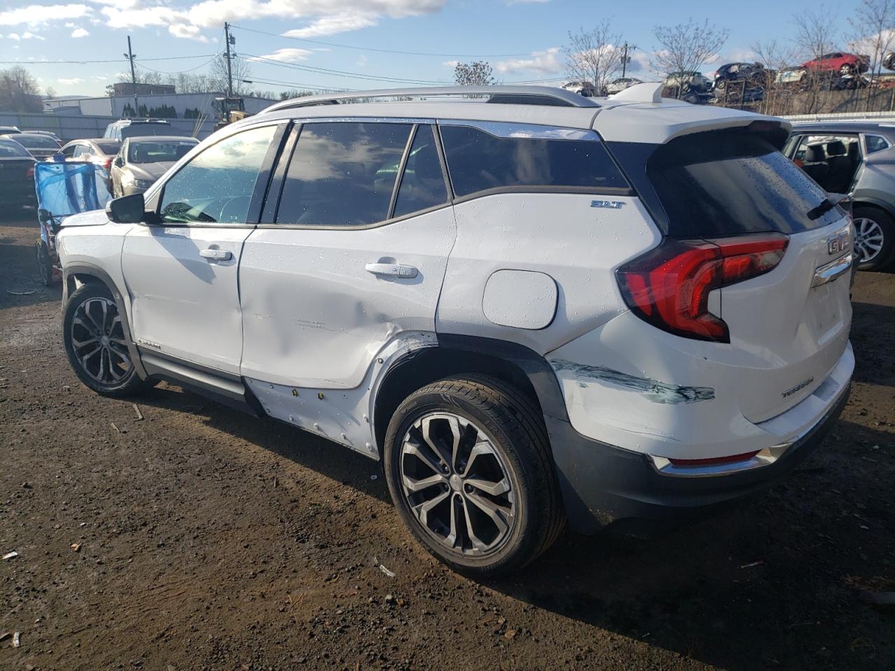 Image 2 of 2019 GMC TERRAIN SLT 2019 with VIN 3GKALPEV2KL202826