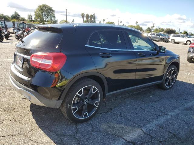 Image 3 of 2019 MERCEDES-BENZ GLA 250 2019 with VIN WDCTG4EB7KU014851