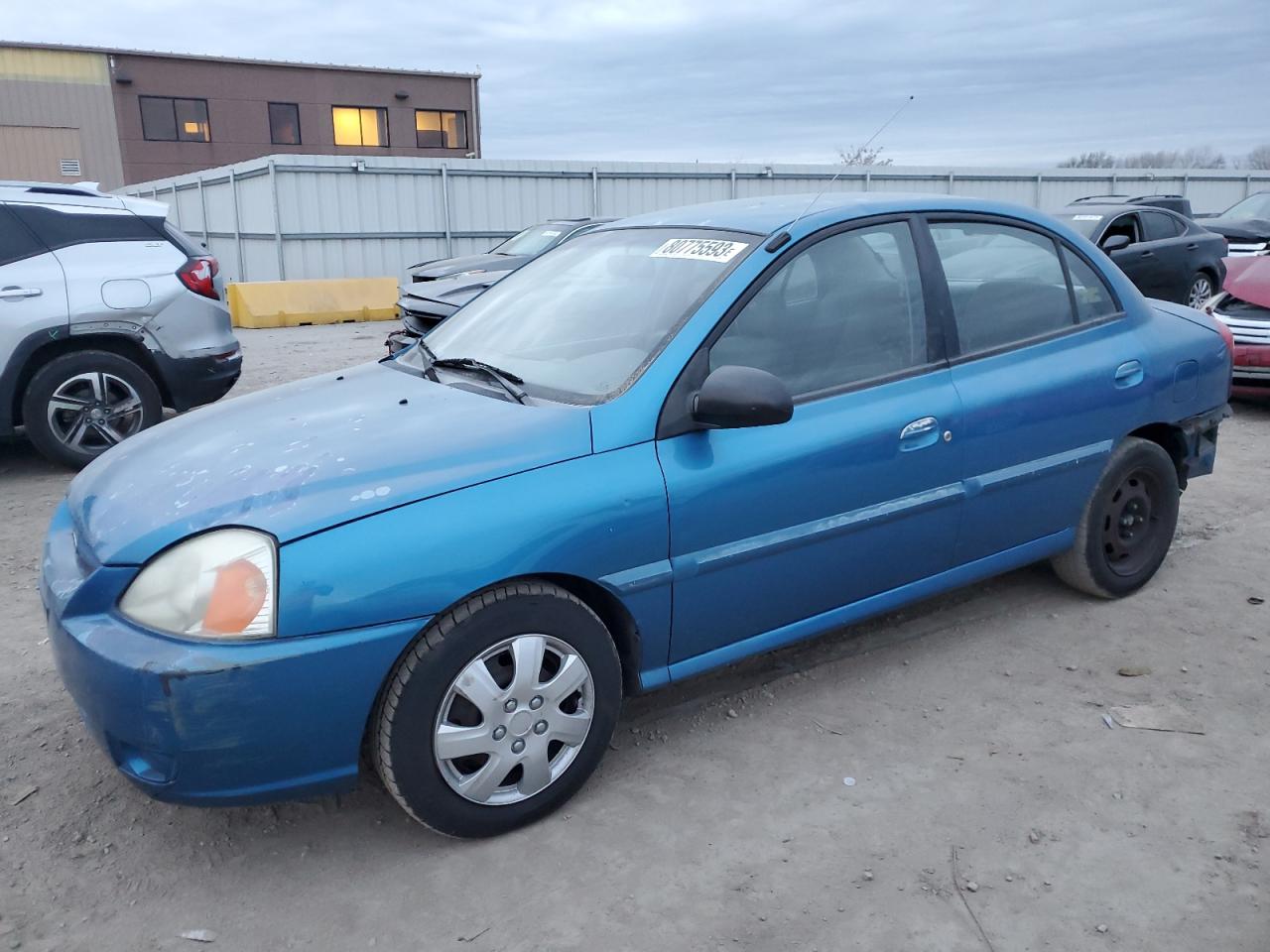 Изображение 1 2005 KIA RIO  2005 с VIN KNADC125656365467