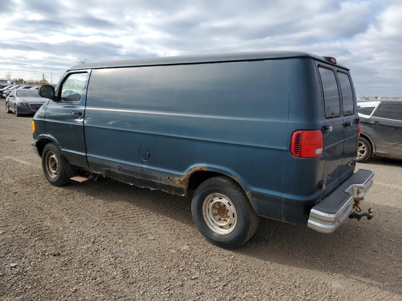 Image 2 of 2001 DODGE RAM VAN B2500 2001 with VIN 2B7JB21ZX1K510167
