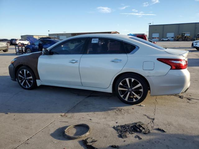 Obraz 2 z 2016 NISSAN ALTIMA 2.5 2016 z VIN 1N4AL3APXGC190901