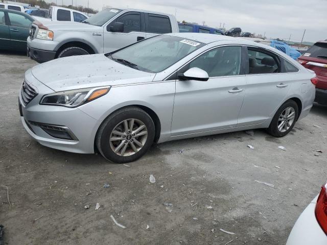 Obraz 1 z 2015 HYUNDAI SONATA SE 2015 z VIN 5NPE24AF5FH028995