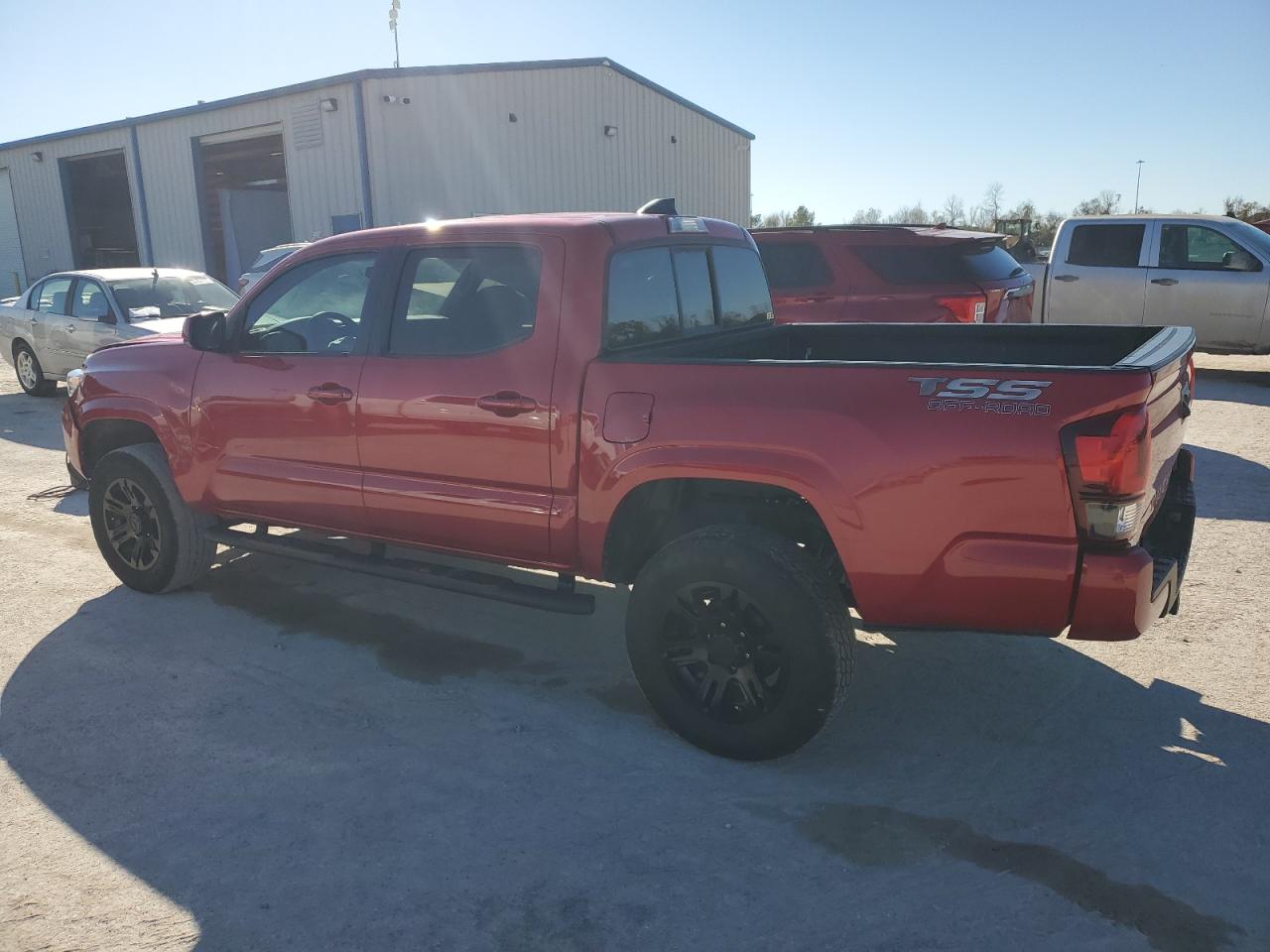 Image 2 of 2021 TOYOTA TACOMA DOUBLE CAB 2021 with VIN 3TYAX5GN4MT018538