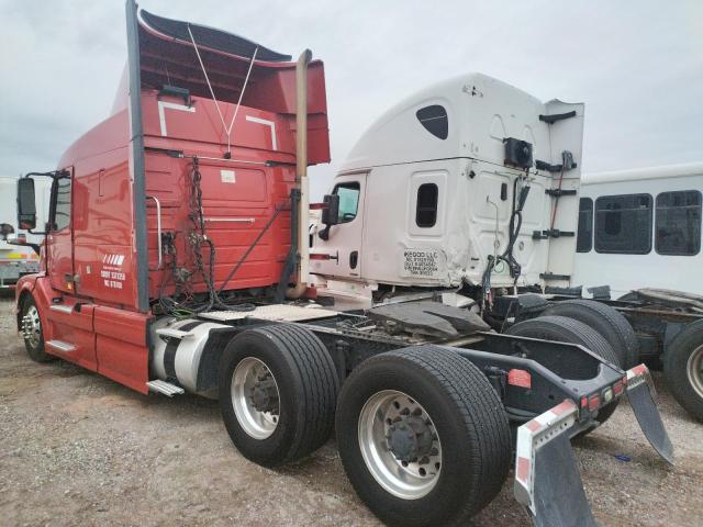 Изображение 3 2015 VOLVO VN VNL 2015 с VIN 4V4NC9EH1FN912345