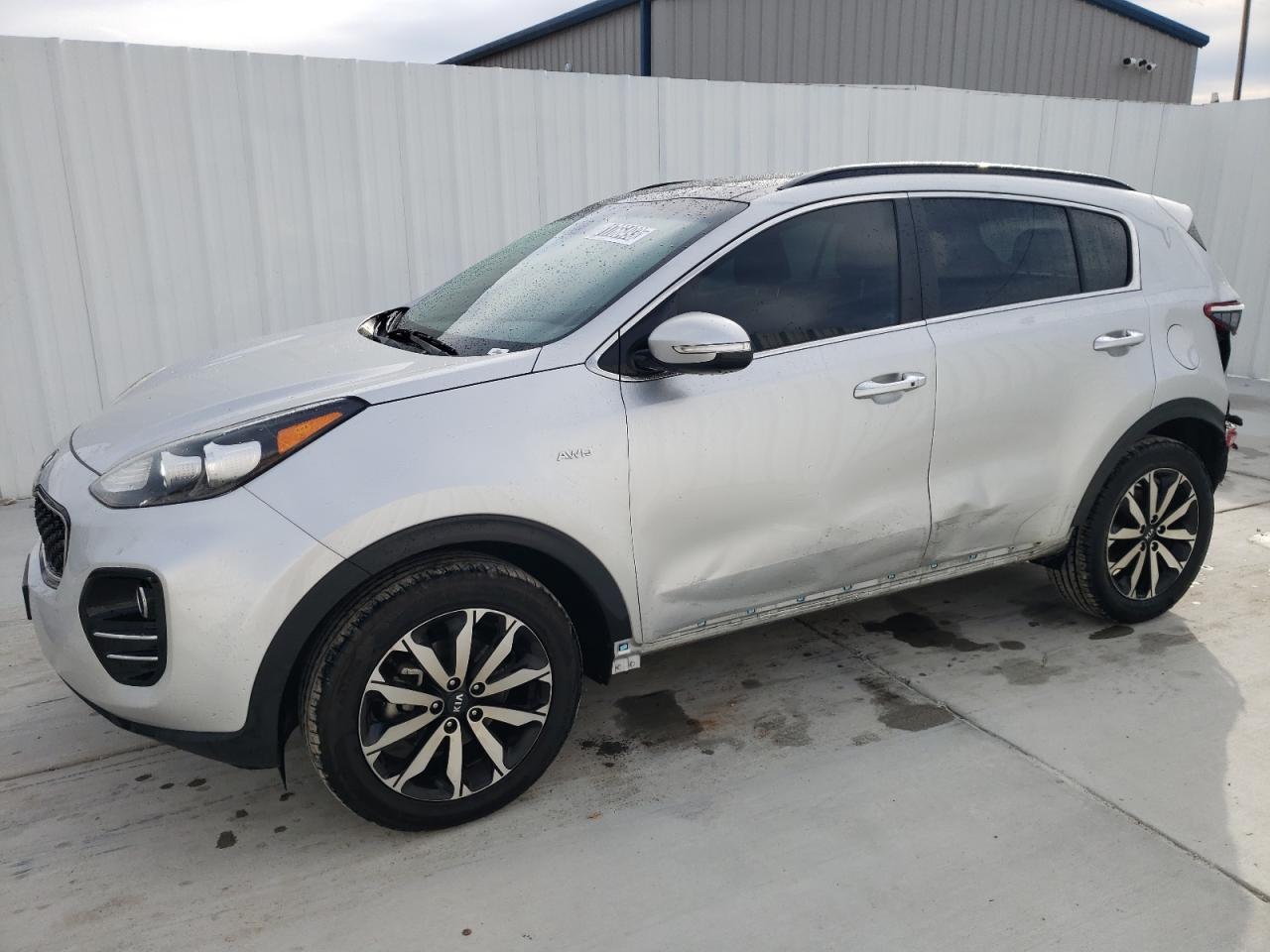Image 1 of 2019 KIA SPORTAGE EX 2019 with VIN KNDPNCAC3K7577822