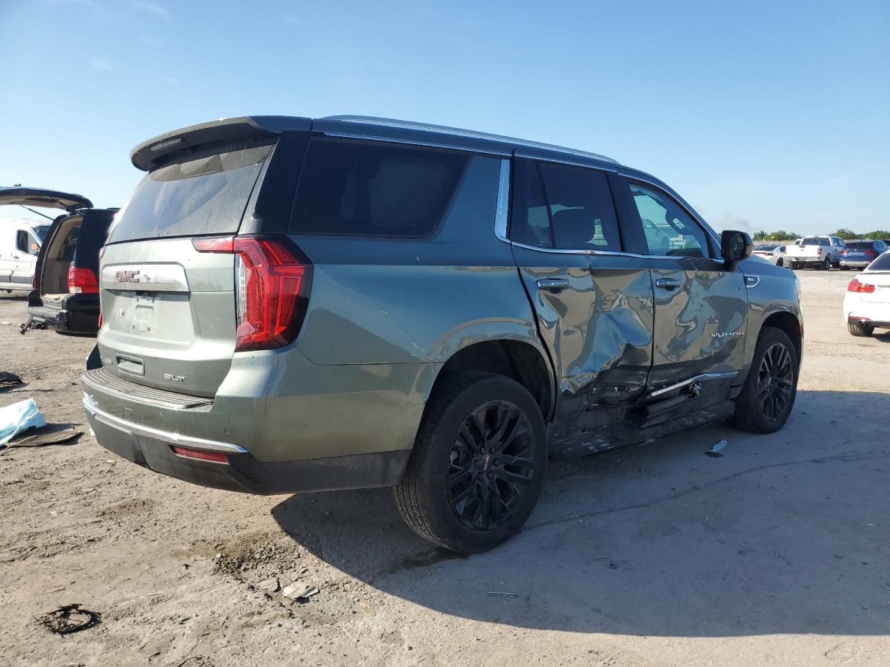 Obraz 3 z 2023 GMC YUKON SLT 2023 z VIN 1GKS2BKD6PR152583