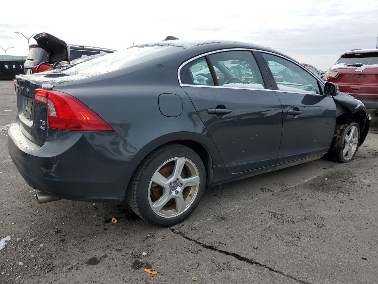 Obraz 3 z 2013 VOLVO S60 T5 2013 z VIN YV1612FH0D1215405