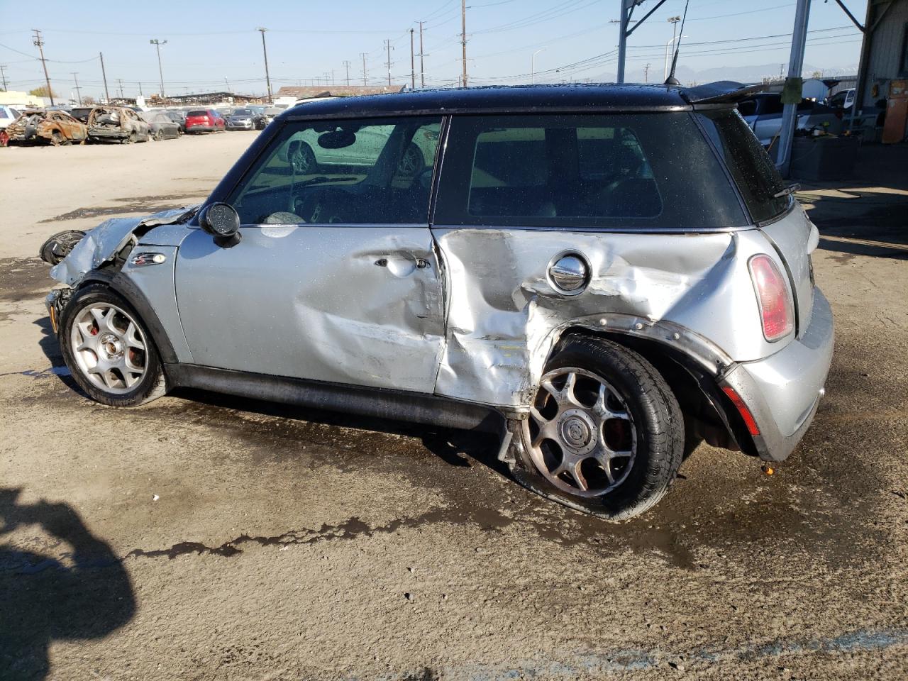 Image 2 of 2002 MINI COOPER S 2002 with VIN WMWRE33422TD53284