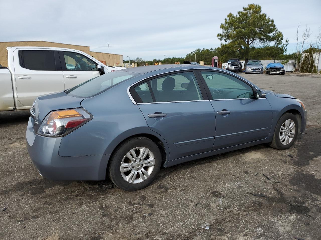 Image 3 of 2010 NISSAN ALTIMA BASE 2010 with VIN 1N4AL2AP4AN525401