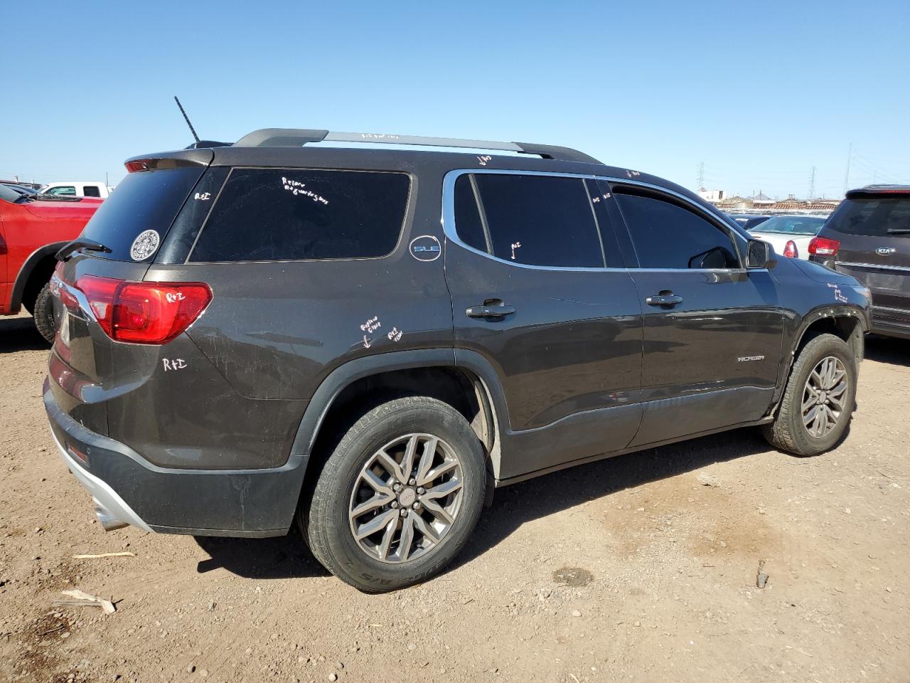 Image 3 of 2019 GMC ACADIA SLE 2019 with VIN 1GKKNLLS5KZ157311