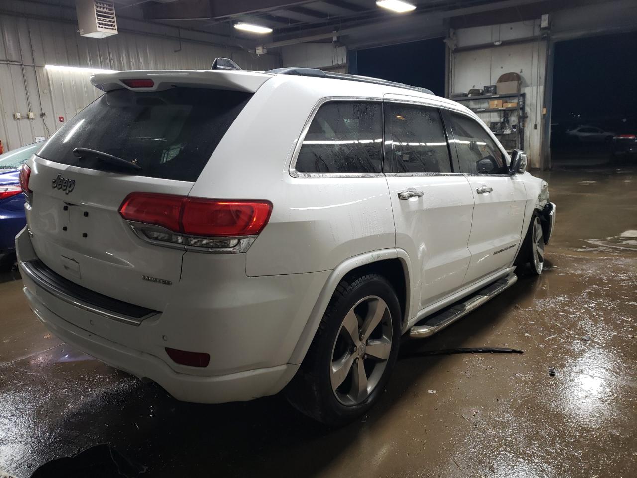 Image 3 of 2014 JEEP GRAND CHEROKEE LIMITED 2014 with VIN 1C4RJFBG6EC210139