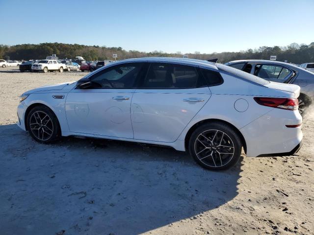 Image 2 of 2020 KIA OPTIMA LX 2020 with VIN 5XXGT4L35LG443427