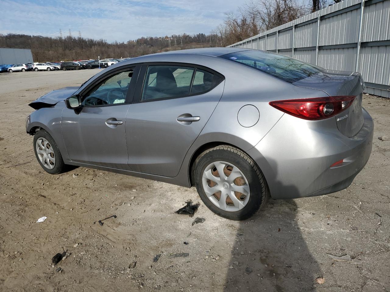Obraz 2 z 2015 MAZDA 3 SPORT 2015 z VIN 3MZBM1U73FM168969