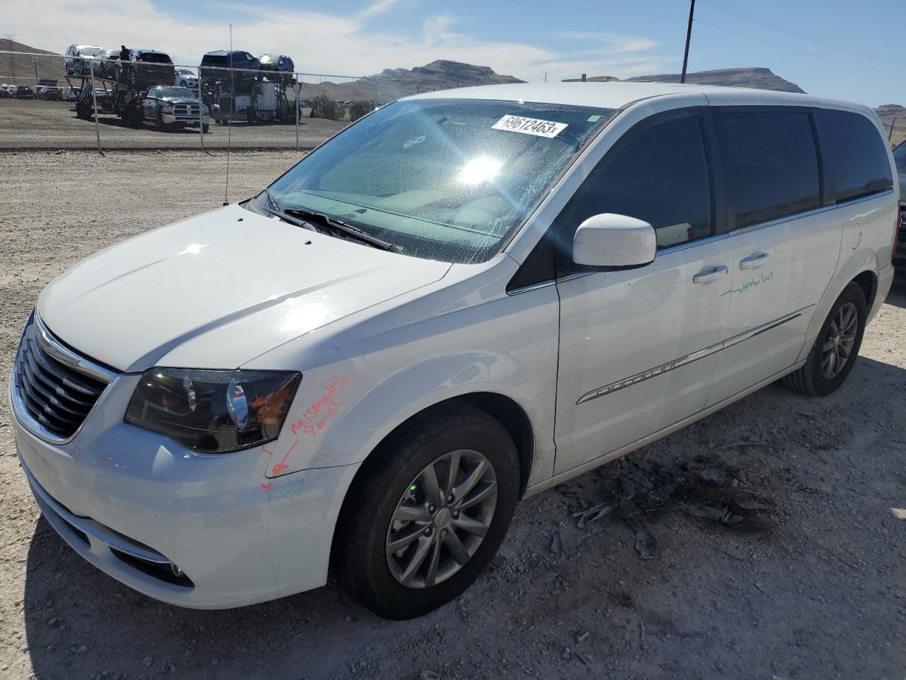 2015 CHRYSLER TOWN & COUNTRY S 2015 image
