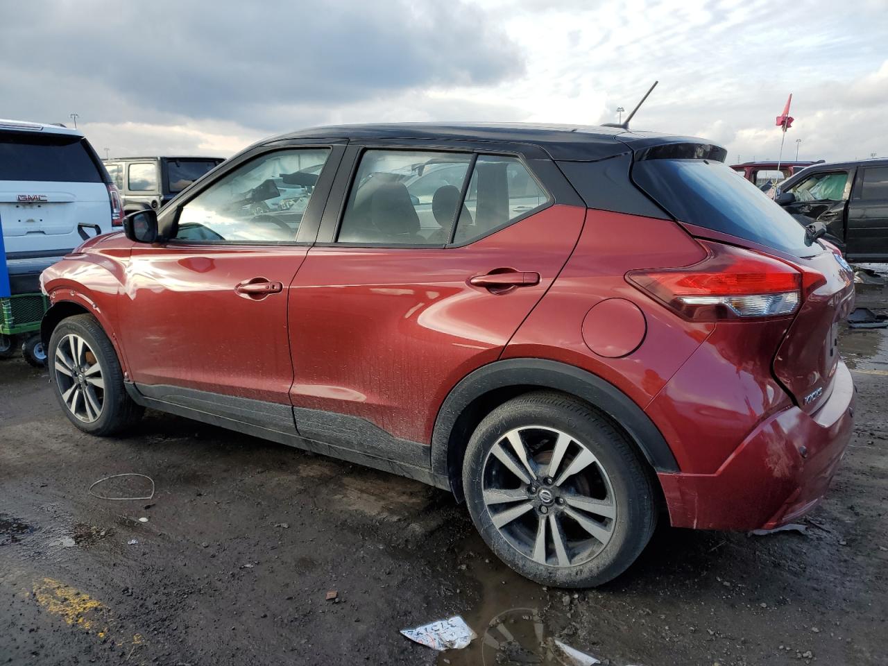Image 2 of 2020 NISSAN KICKS SV 2020 with VIN 3N1CP5CV6LL542095