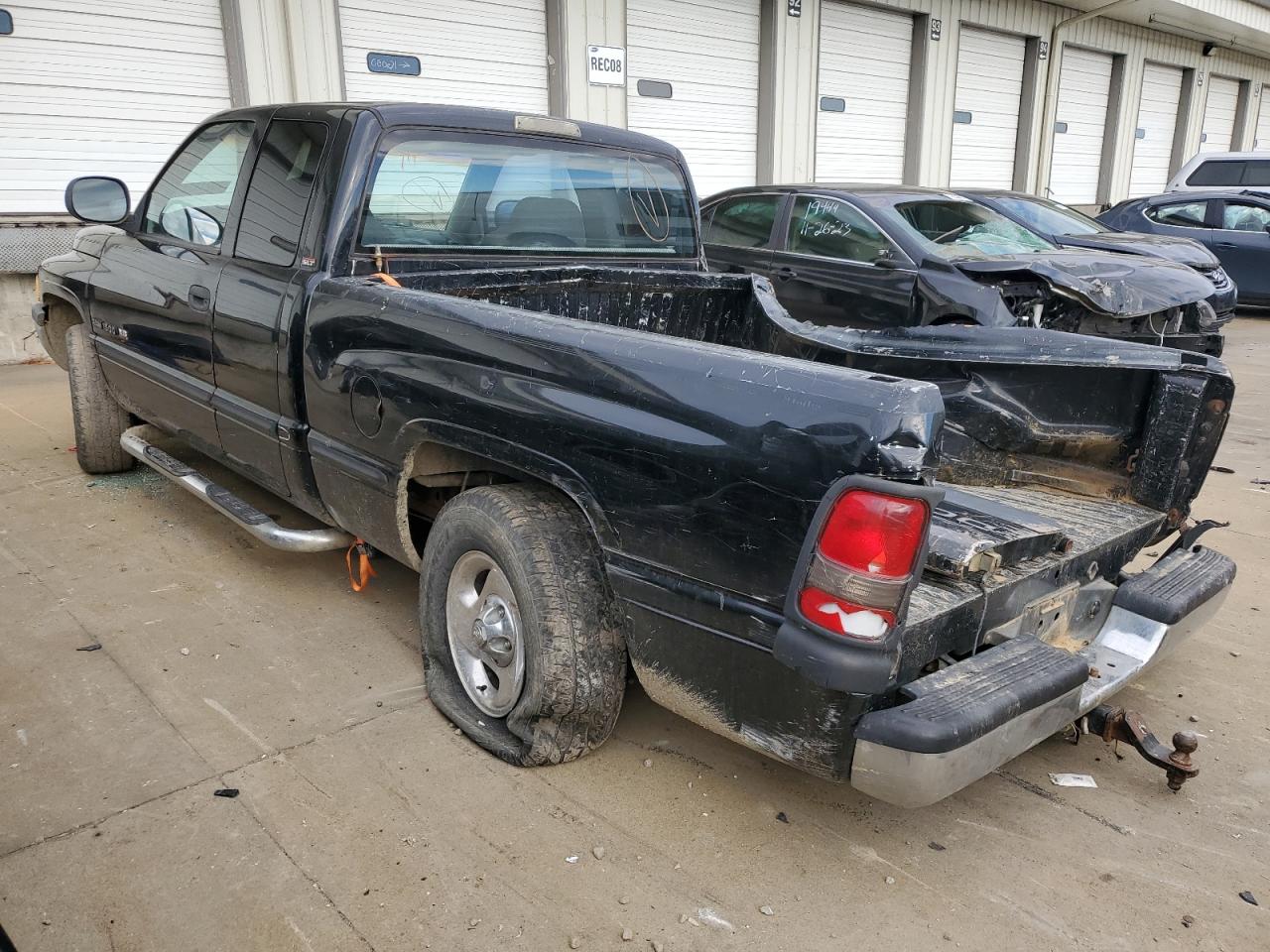 Image 2 of 1998 DODGE RAM 1500  1998 with VIN 1B7HC13Y7WJ233474