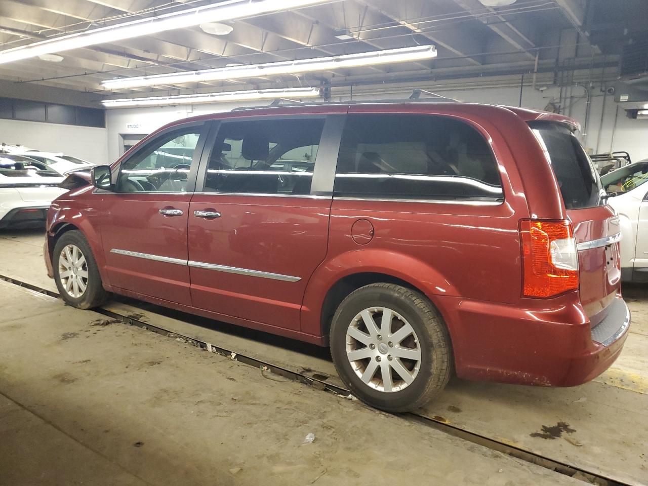 Obraz 2 z 2015 CHRYSLER TOWN & COUNTRY TOURING 2015 z VIN 2C4RC1BG3FR727727