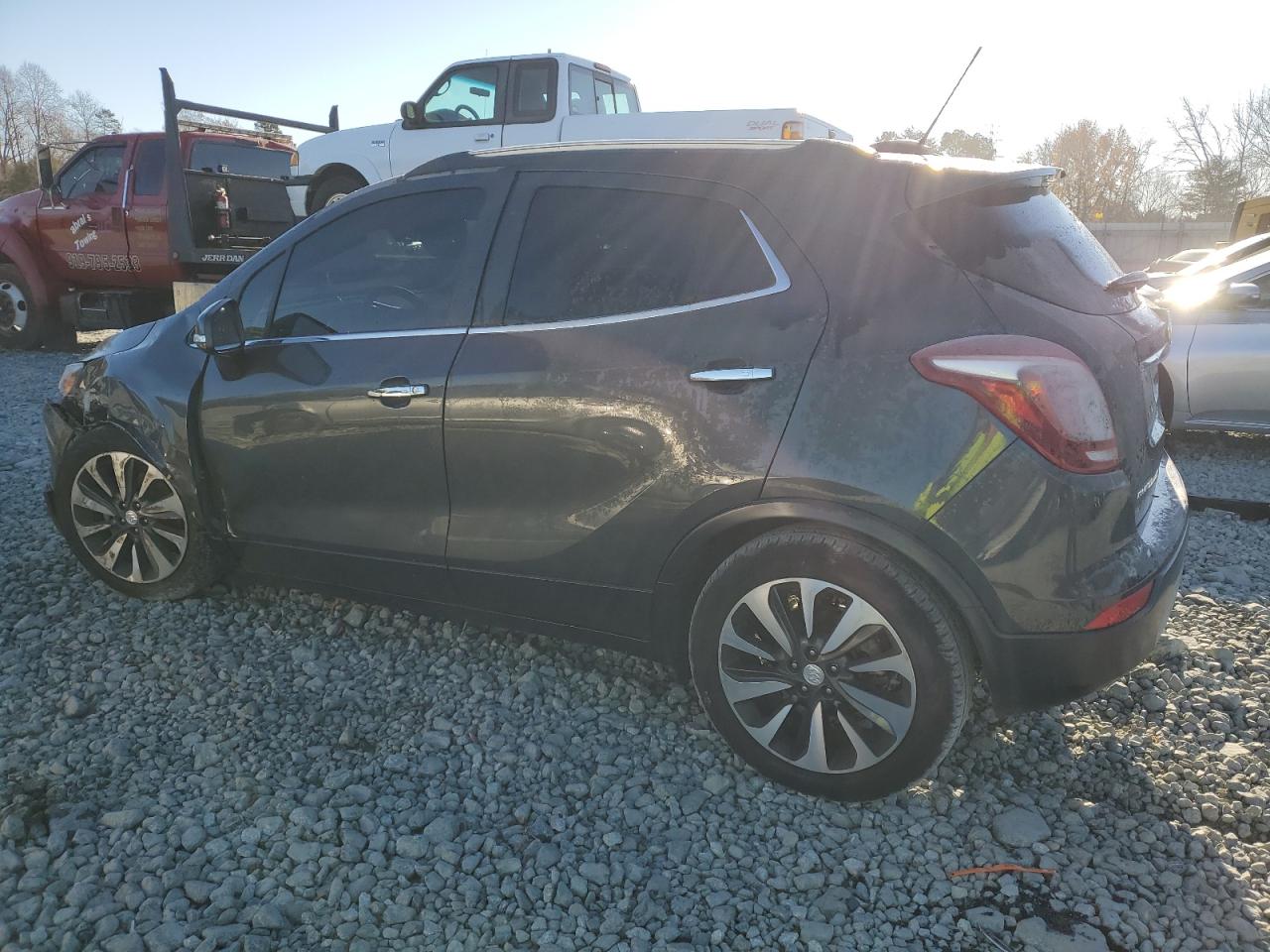 Image 2 of 2018 BUICK ENCORE PREFERRED II 2018 with VIN KL4CJBSB7JB560795
