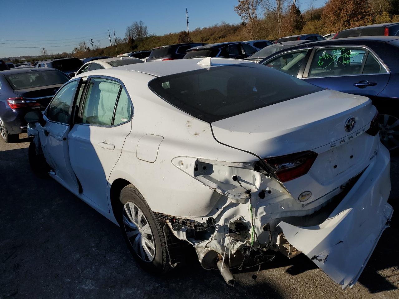 Изображение 2 2023 TOYOTA CAMRY LE 2023 с VIN 4T1H31AK9PU614740