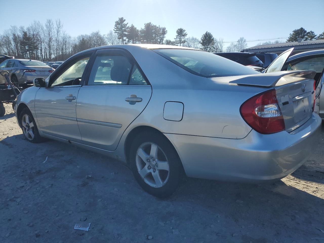Изображение 2 2003 TOYOTA CAMRY LE 2003 с VIN 4T1BF32K43U552004