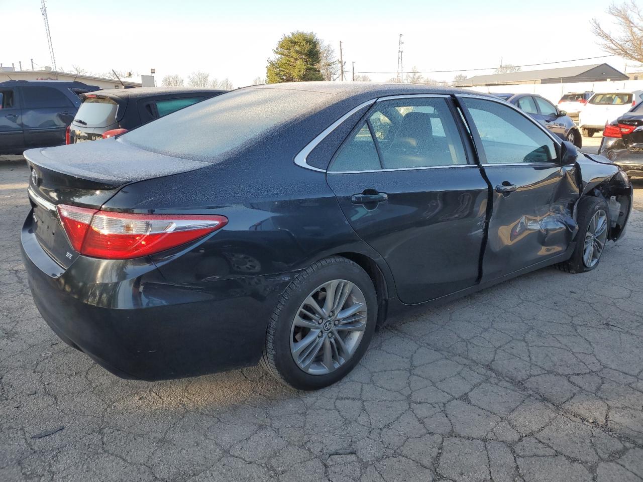 Image 3 of 2015 TOYOTA CAMRY LE 2015 with VIN 4T1BF1FKXFU071757