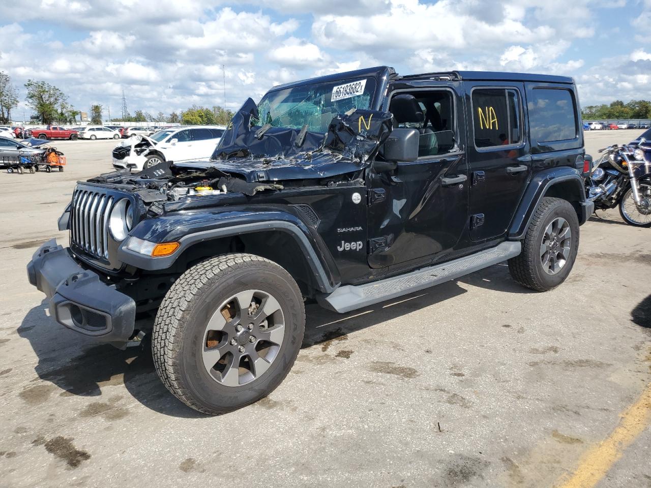 Изображение 1 2019 JEEP WRANGLER UNLIMITED SAHARA 2019 с VIN 1C4HJXEG2KW529982