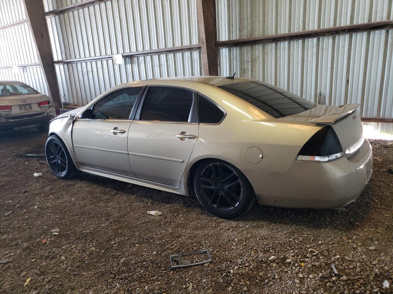 Image 2 of 2011 CHEVROLET IMPALA LTZ 2011 with VIN 2G1WC5EM0B1200256