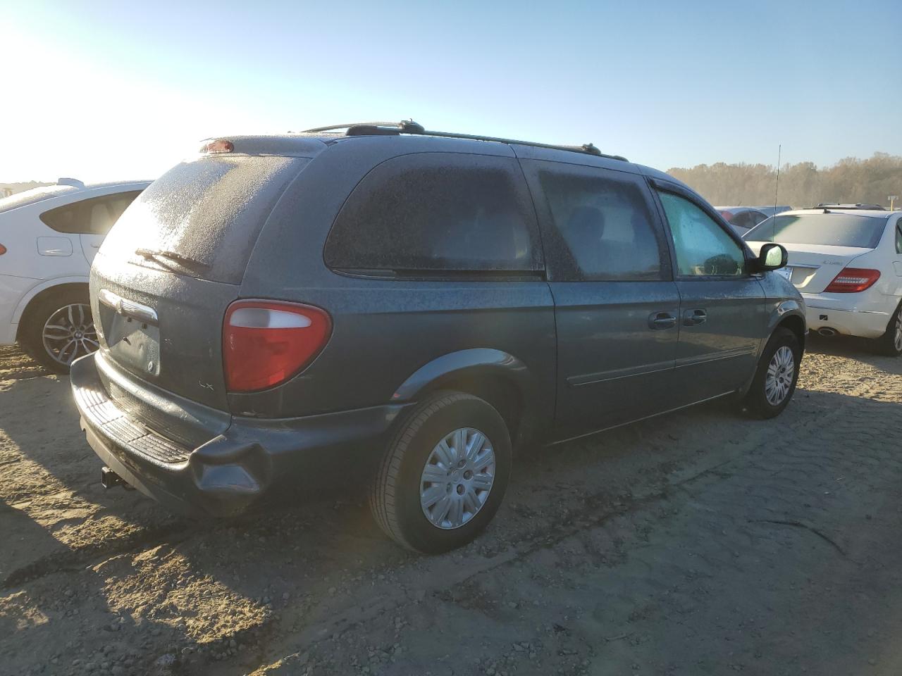 Изображение 3 2005 CHRYSLER TOWN & COUNTRY LX 2005 с VIN 2C4GP44R05R116645