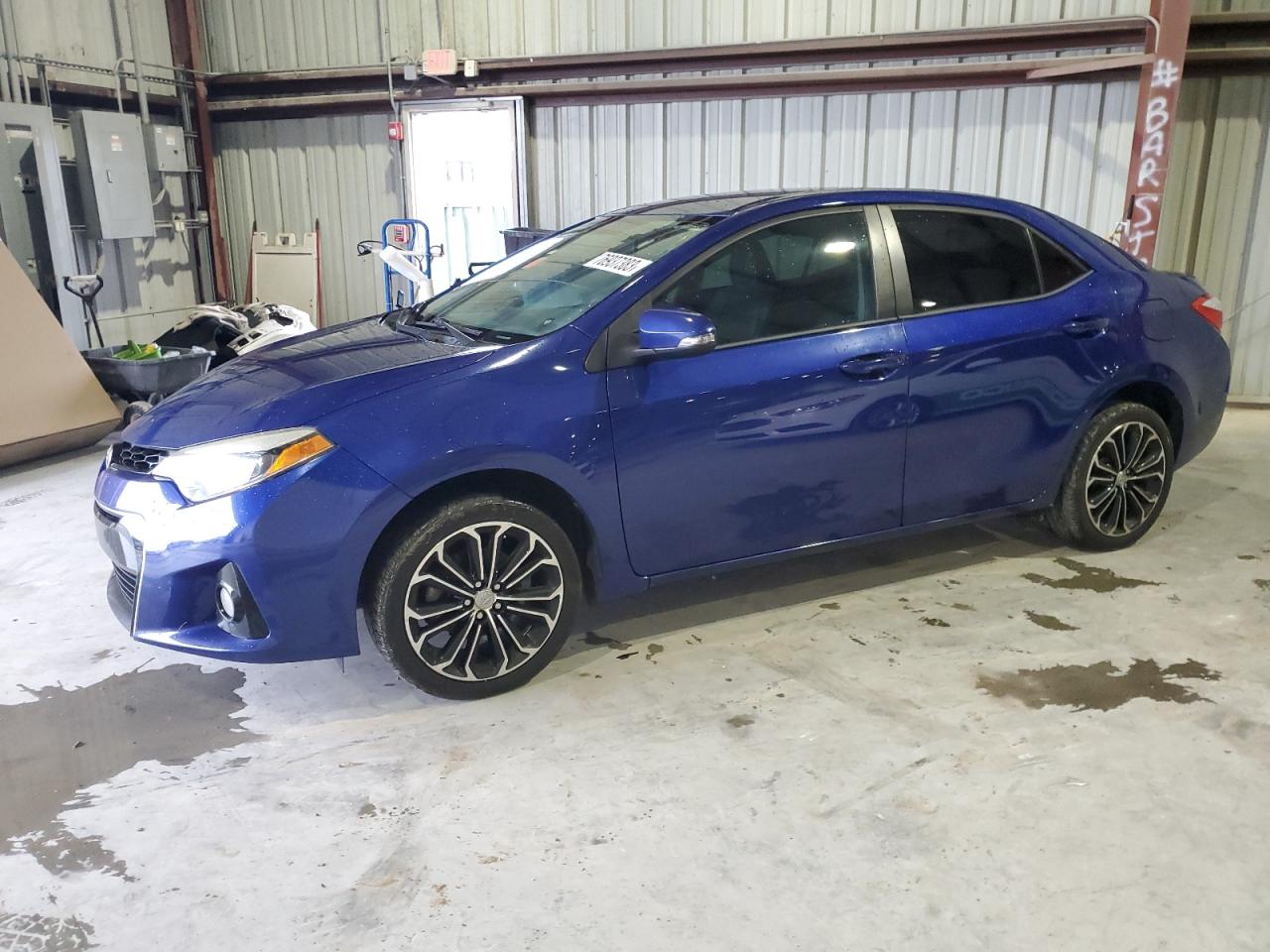 Image 1 of 2015 TOYOTA COROLLA L 2015 with VIN 2T1BURHE4FC457880