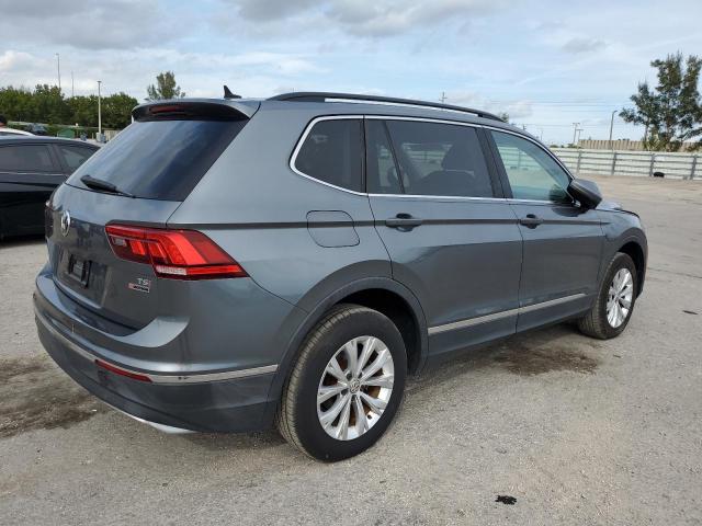 Obraz 3 z 2018 VOLKSWAGEN TIGUAN SE 2018 z VIN 3VV2B7AX6JM103110