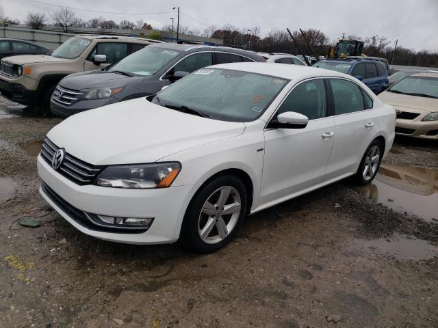 Image 1 of 2015 VOLKSWAGEN PASSAT S 2015 with VIN 1VWAT7A32FC109125