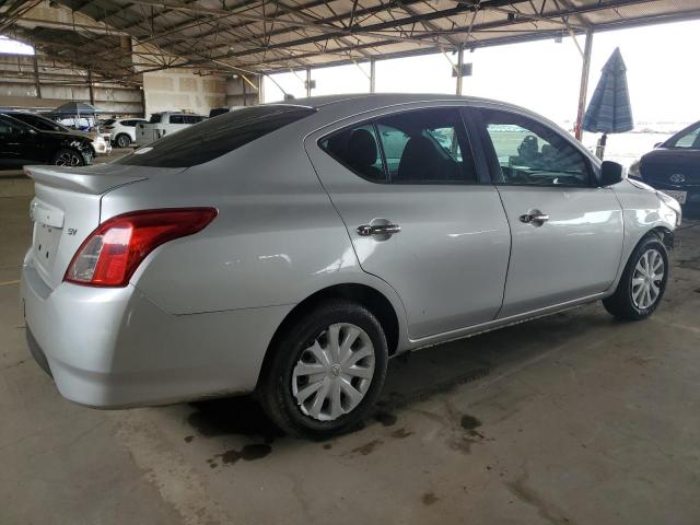 Obraz 3 z 2018 NISSAN VERSA S 2018 z VIN 3N1CN7AP3JL824696