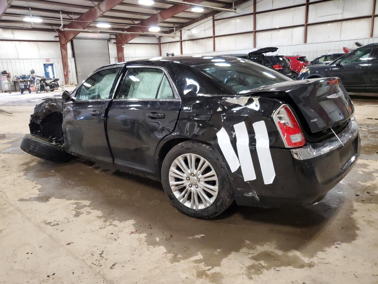 Obraz 2 z 2013 CHRYSLER 300  2013 z VIN 2C3CCARG7DH505422