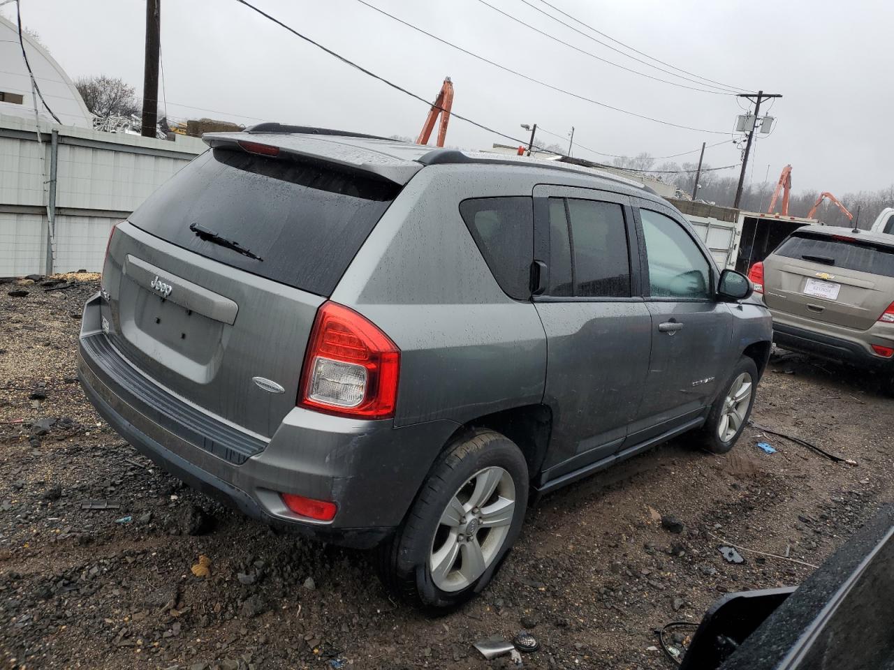 Obraz 3 z 2011 JEEP COMPASS SPORT 2011 z VIN 1J4NF1FB6BD202009