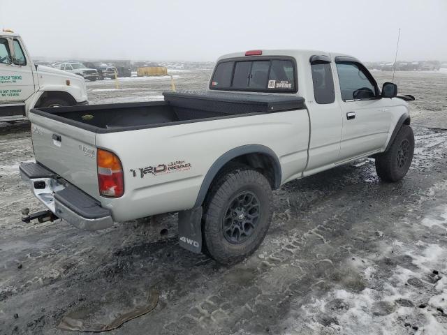 Image 3 of 2000 TOYOTA TACOMA XTRACAB 2000 with VIN 5TEWN72N6YZ696002