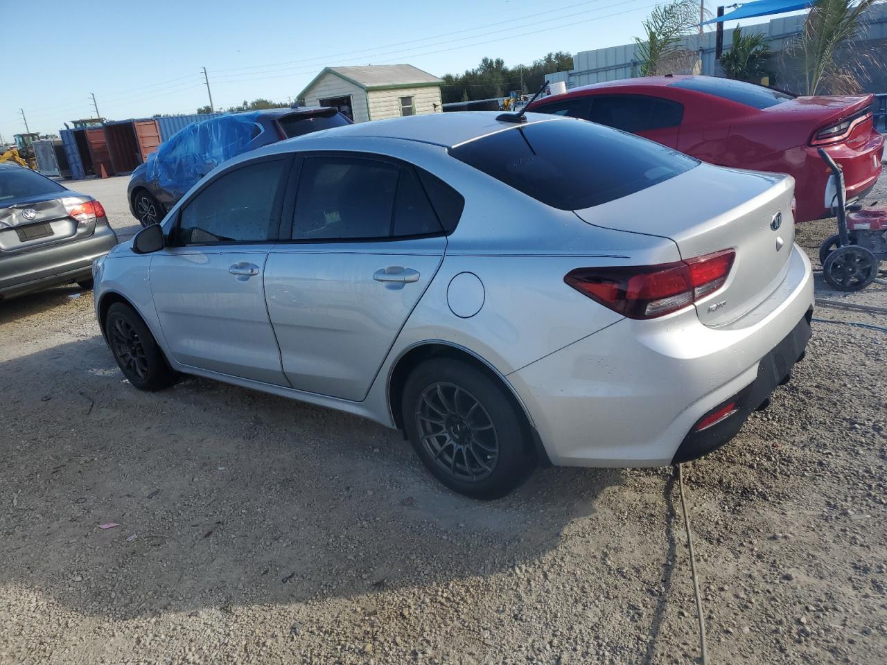 Obraz 2 z 2020 KIA RIO LX 2020 z VIN 3KPA24AD5LE336374