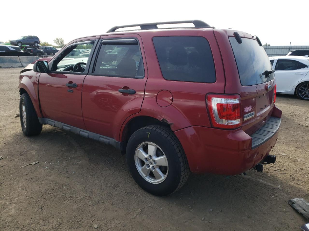 Image 2 of 2010 FORD ESCAPE XLT 2010 with VIN 1FMCU0DG4AKB42443