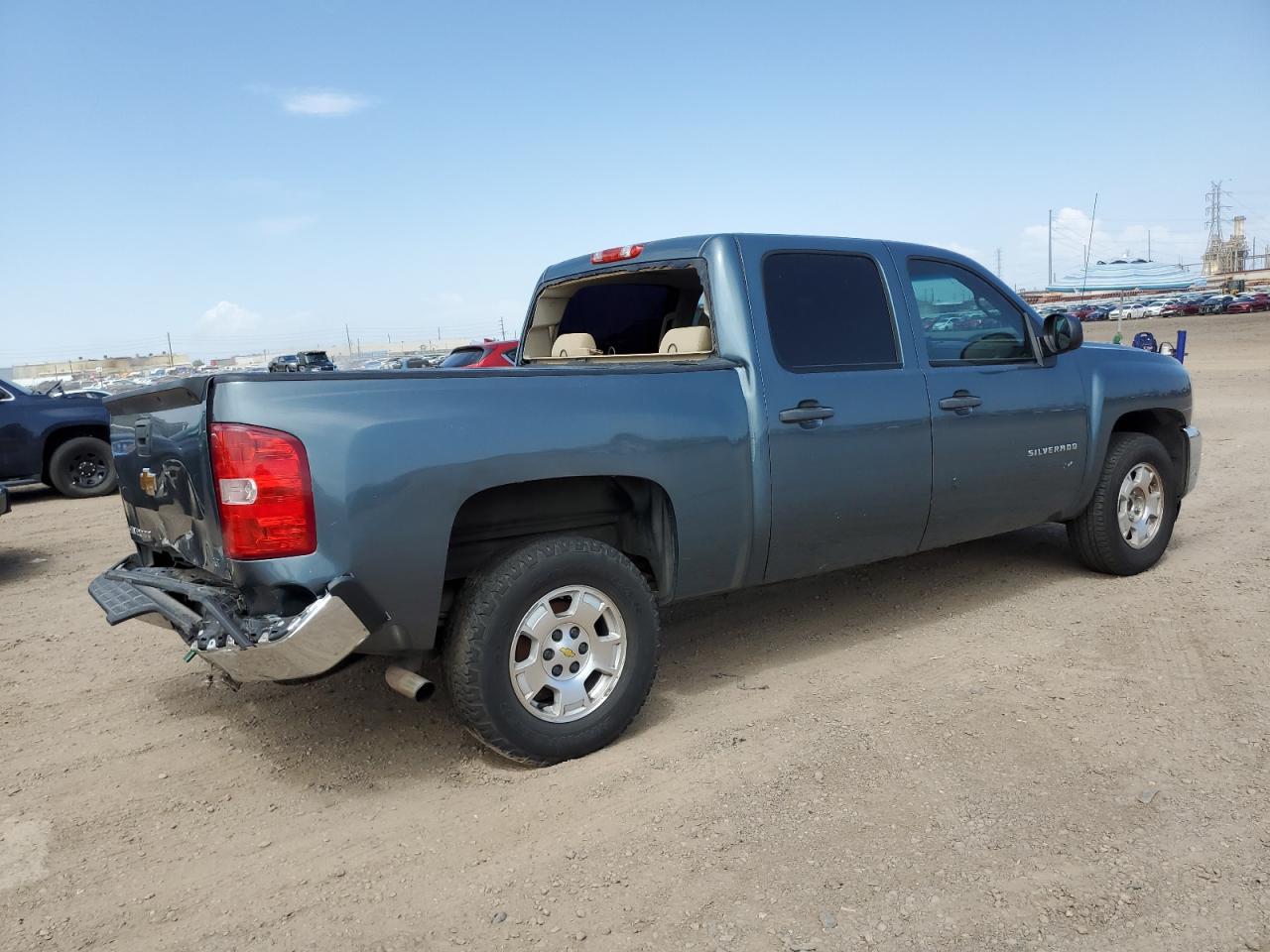 Image 3 of 2012 CHEVROLET SILVERADO C1500 LT 2012 with VIN 3GCPCSE74CG273997