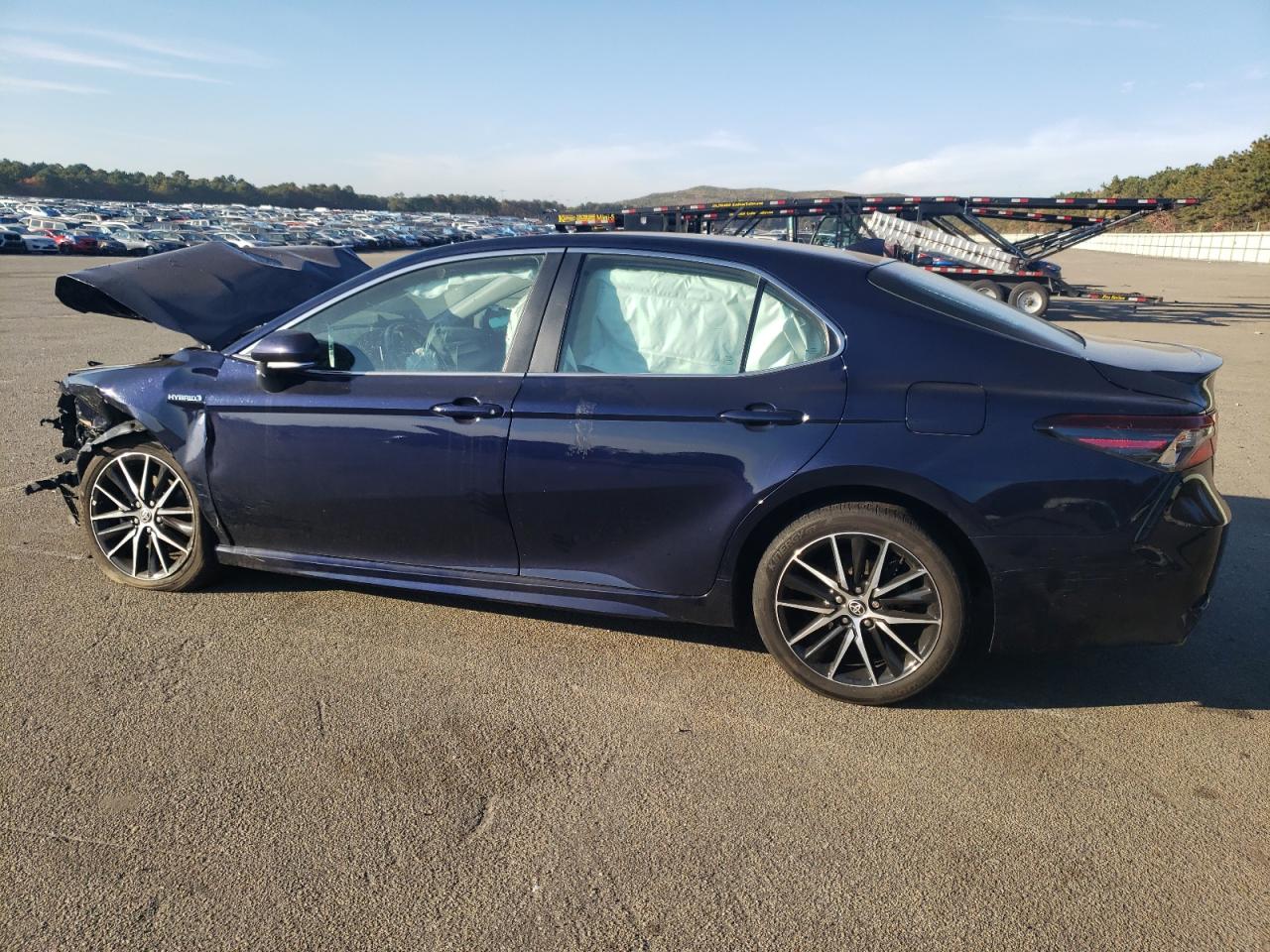 Obraz 2 z 2021 TOYOTA CAMRY SE 2021 z VIN 4T1S31AK9MU565704