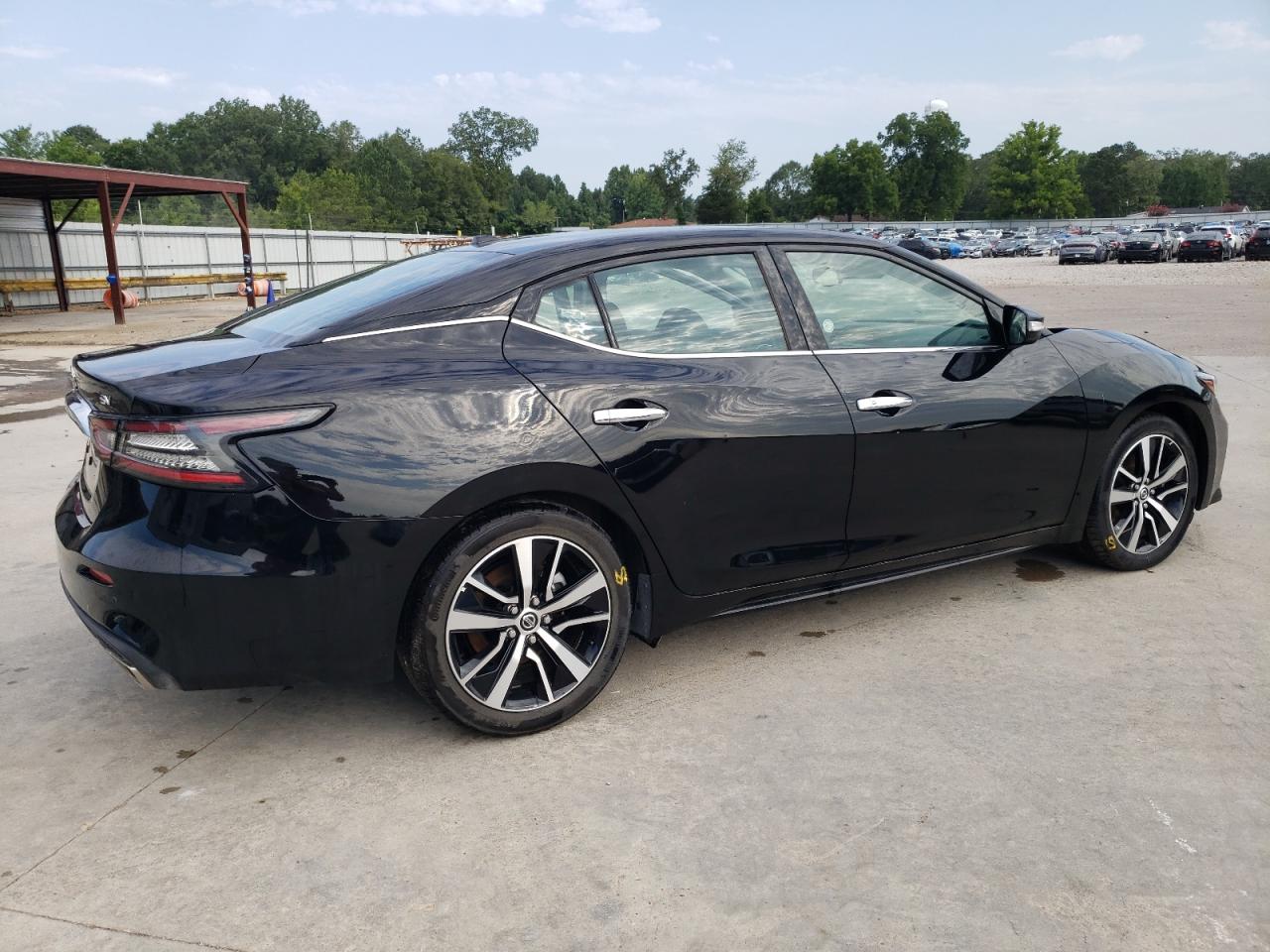 Image 3 of 2022 NISSAN MAXIMA SV 2022 with VIN 1N4AA6CV3NC501455