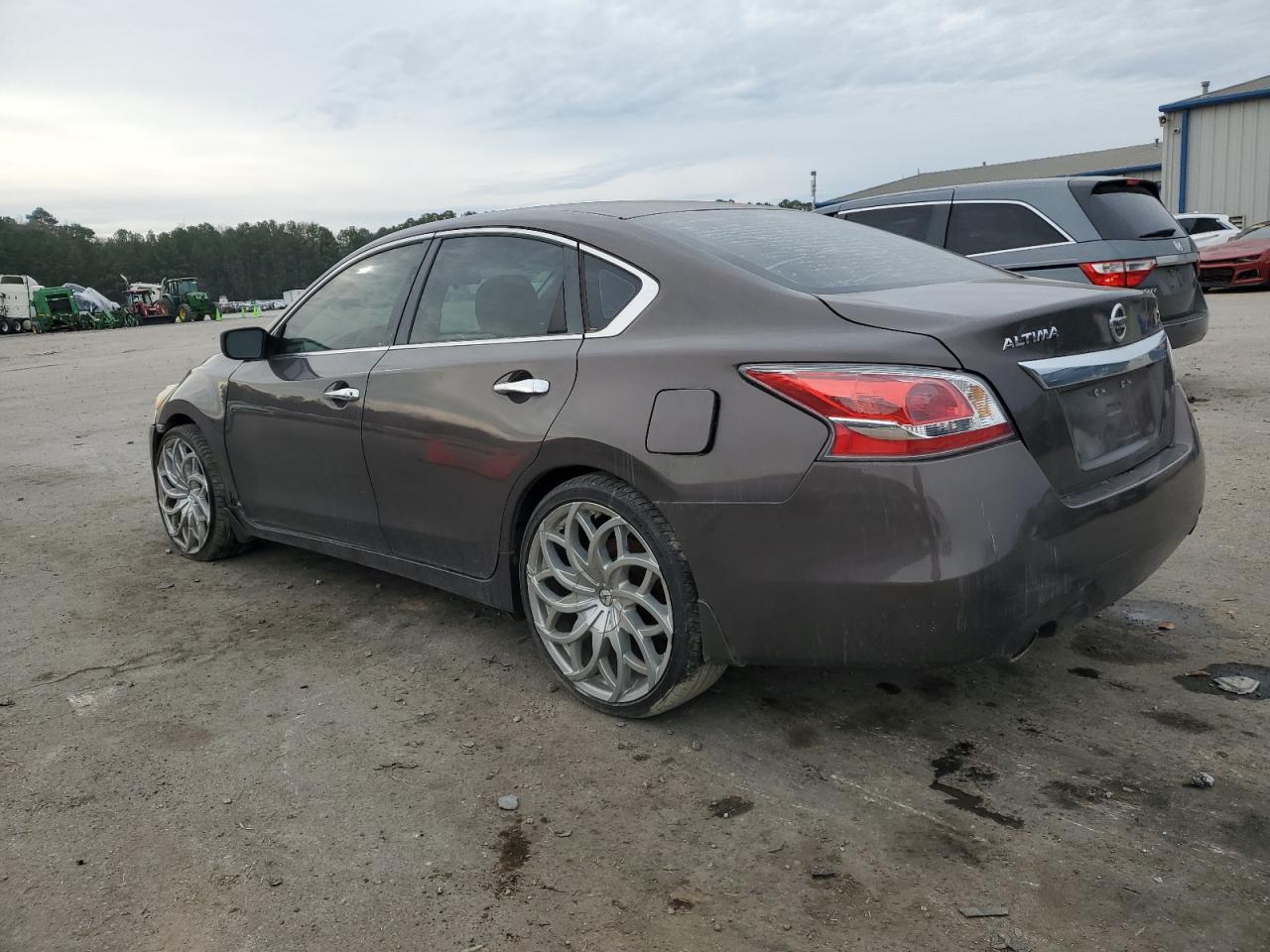 Image 2 of 2015 NISSAN ALTIMA 2.5 2015 with VIN 1N4AL3AP4FC166382