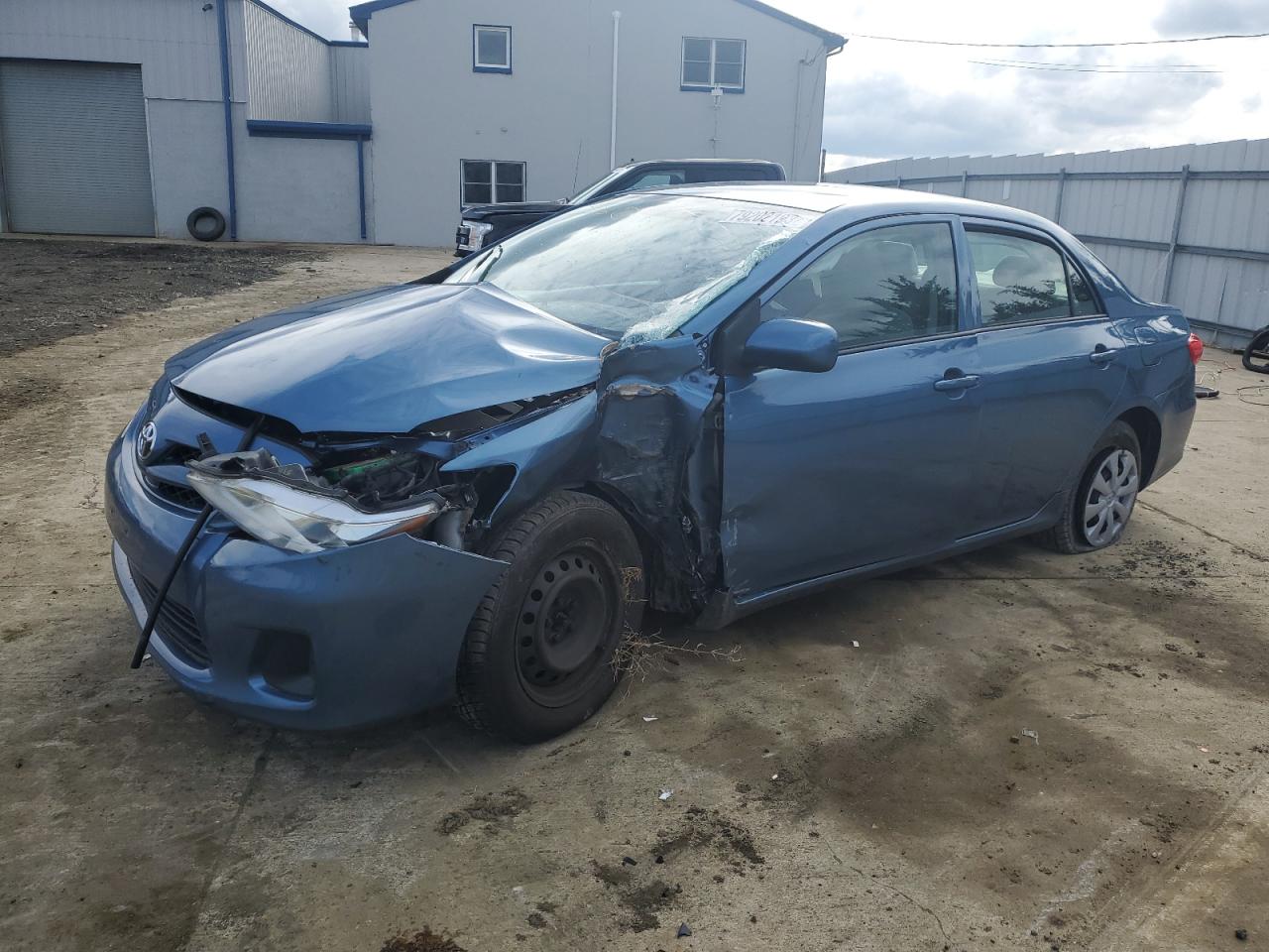 Изображение 1 2013 TOYOTA COROLLA BASE 2013 с VIN 5YFBU4EE1DP093213