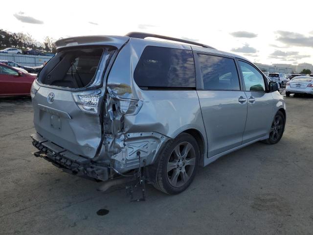 Image 3 of 2016 TOYOTA SIENNA SE 2016 with VIN 5TDXK3DC7GS722927