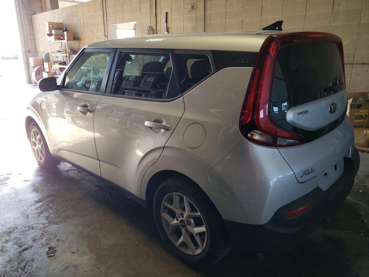 Изображение 2 2020 KIA SOUL LX 2020 с VIN KNDJ23AU9L7039487