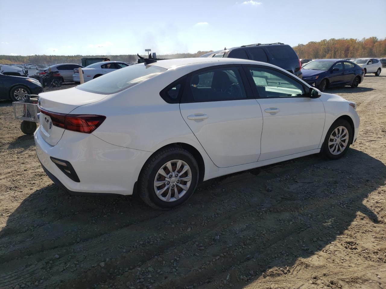Image 3 of 2019 KIA FORTE FE 2019 with VIN 3KPF24AD6KE030756