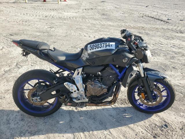 Obraz 1 z 2015 YAMAHA FZ07  2015 z VIN JYARM06EXFA000410