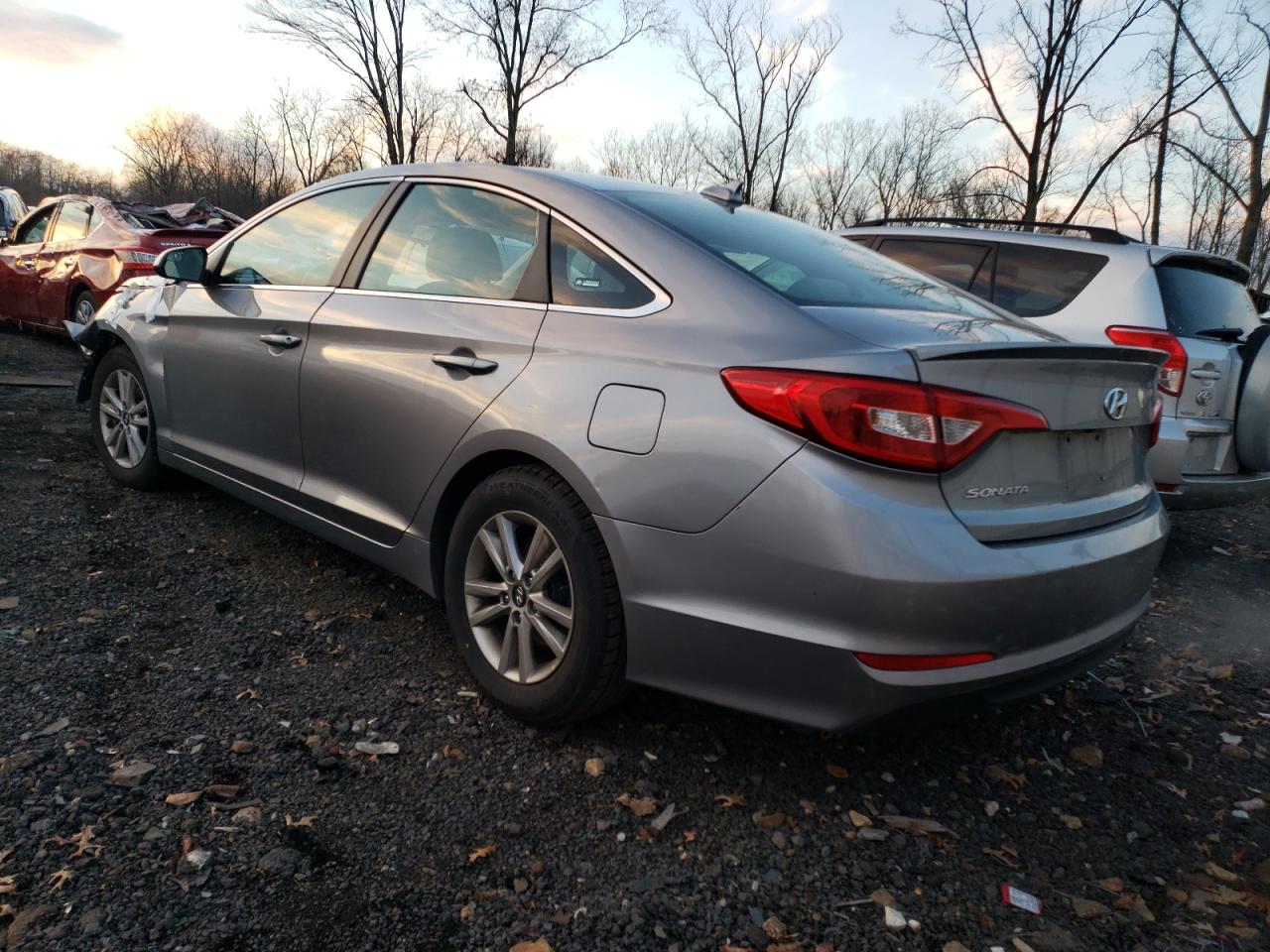 Obraz 2 z 2016 HYUNDAI SONATA SE 2016 z VIN 5NPE24AF8GH303373