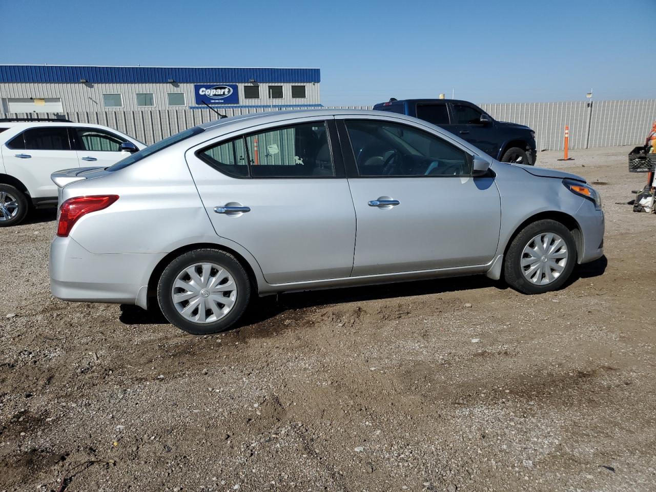Изображение 3 2017 NISSAN VERSA S 2017 с VIN 3N1CN7AP4HL887185